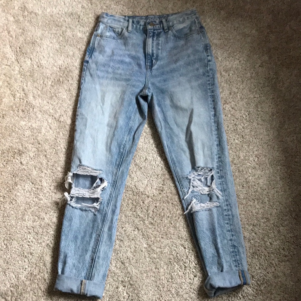American eagle mom jean